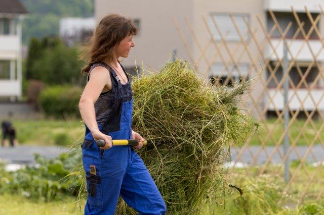 Adria­na Bar­fuss ver­lässt die Gartenkooperative